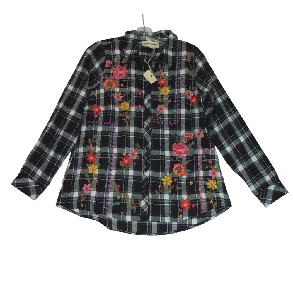 SAVANNA JANE Women's Small Plaid Embroidered Flannel Button Up Boho Western NWT‎